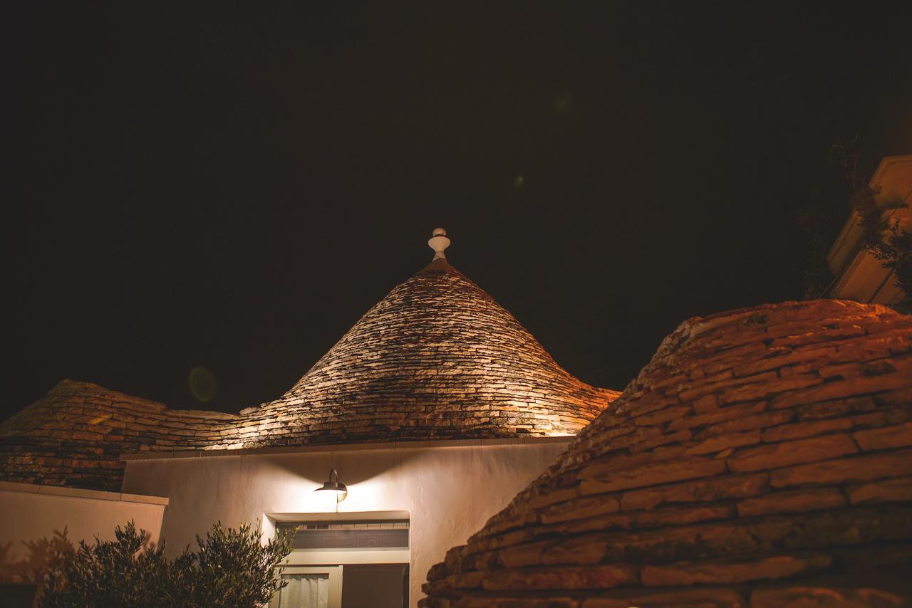 Trullo Essenza-Trulli Anti Charme & Relax Bed and Breakfast Alberobello Eksteriør billede