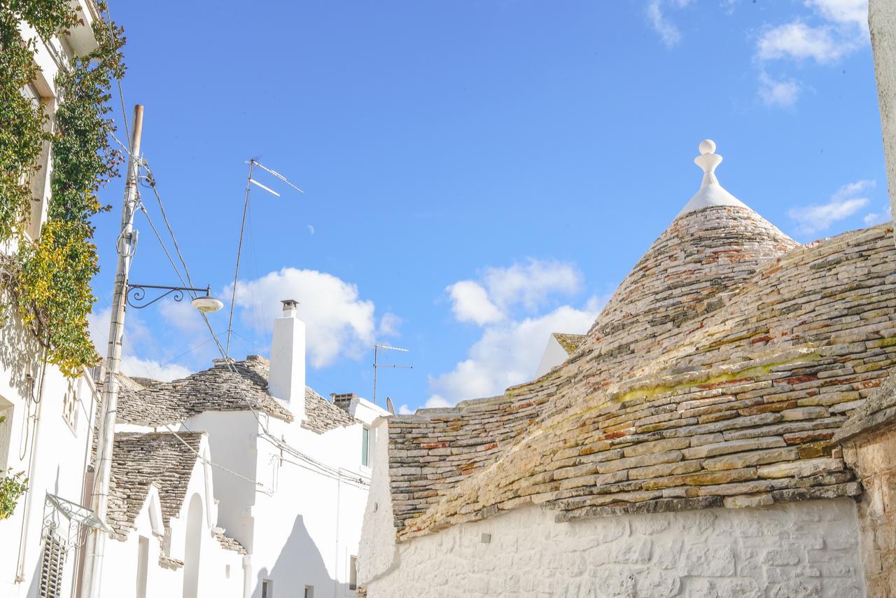 Trullo Essenza-Trulli Anti Charme & Relax Bed and Breakfast Alberobello Eksteriør billede