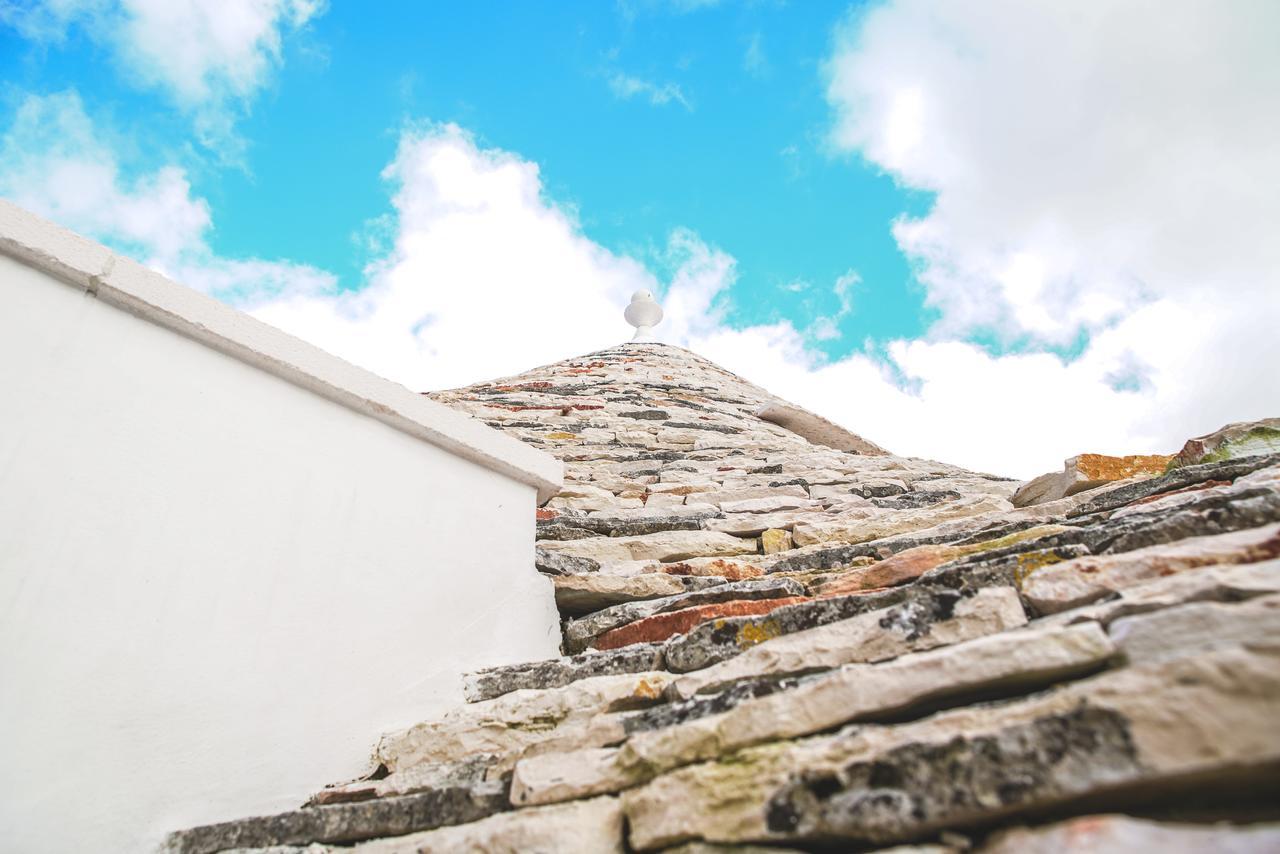 Trullo Essenza-Trulli Anti Charme & Relax Bed and Breakfast Alberobello Eksteriør billede